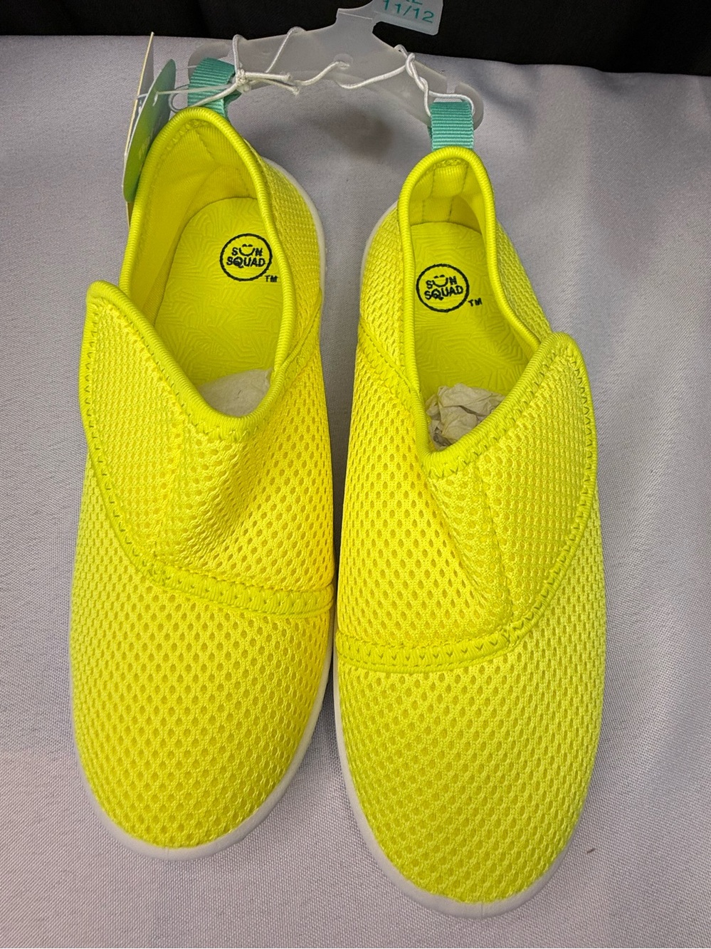 Toddler Water Shoes Bright Yellow Mesh Easy Velcro Slip-On Size 11/12 NWT